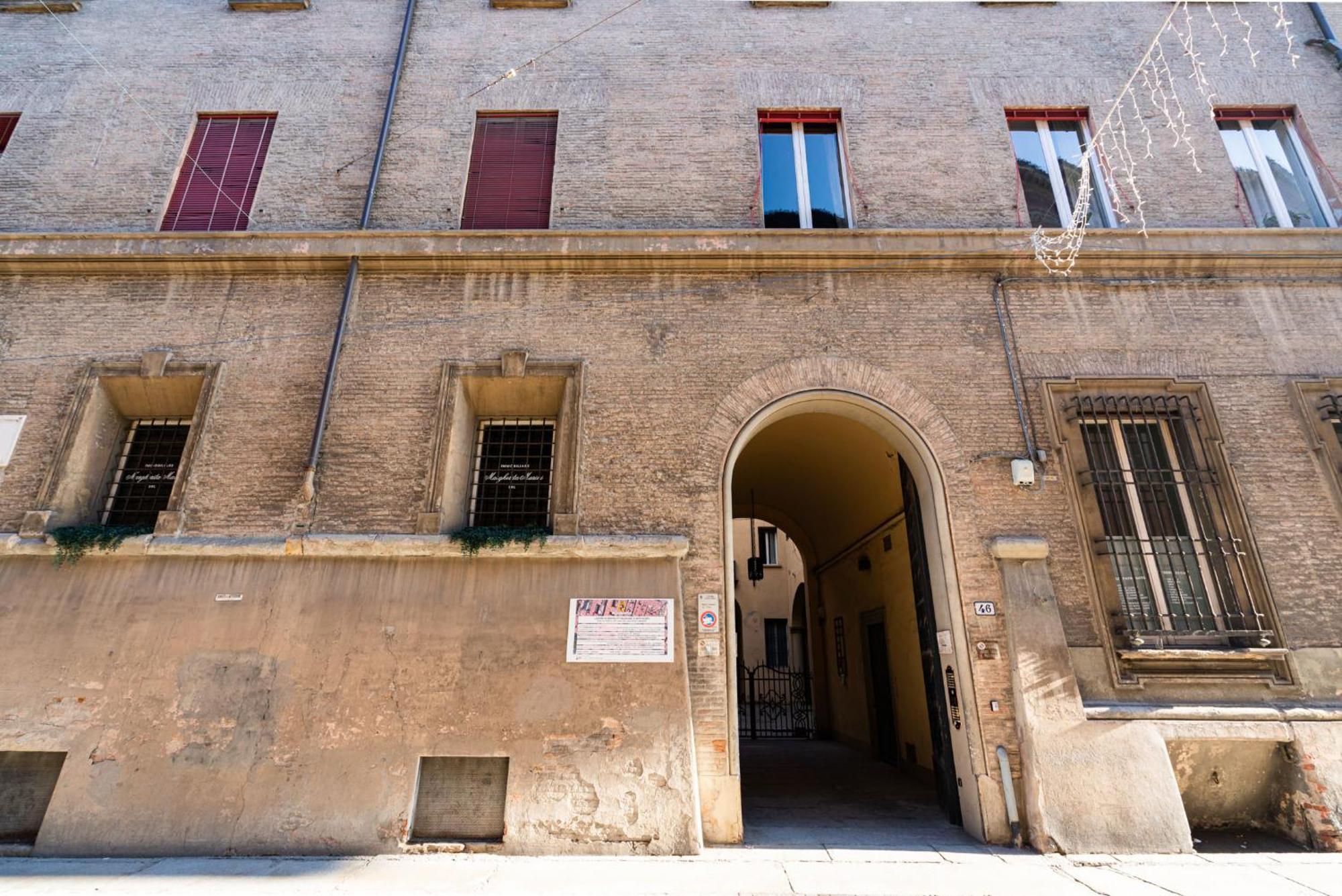 Palazzo Marsili Harmony Apartment Болоня Екстериор снимка